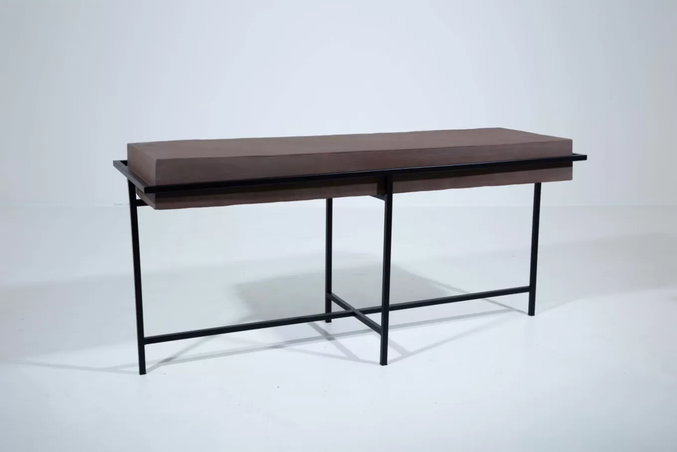 Shop WINNIE, table console, métal Tables D’Appoint & Consoles | Tables D’Appoint & Consoles